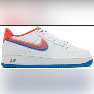 Nike Air Force 6Y in used condition has like a tear on right shoe